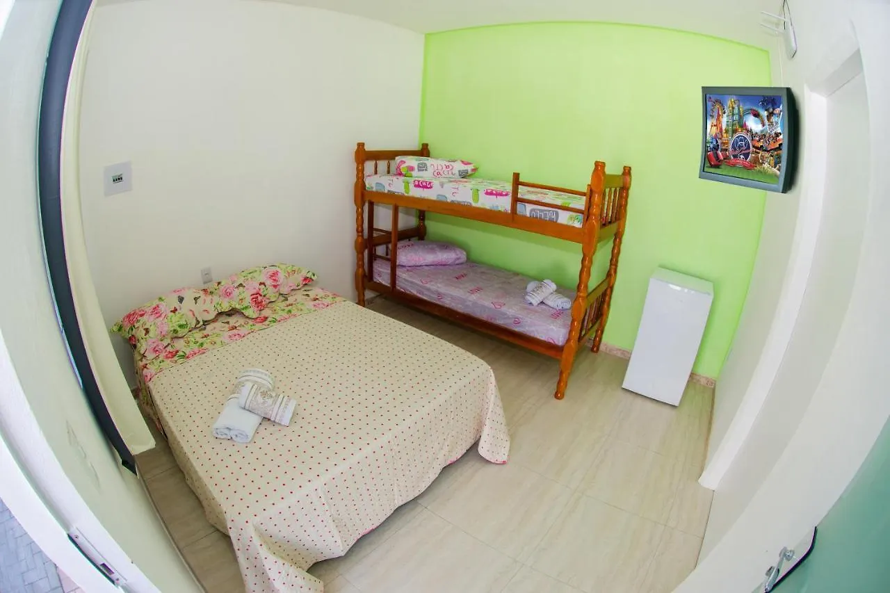 lito Quartos suite para até 4 pessoas Penha  0*, Penha (Santa Catarina)